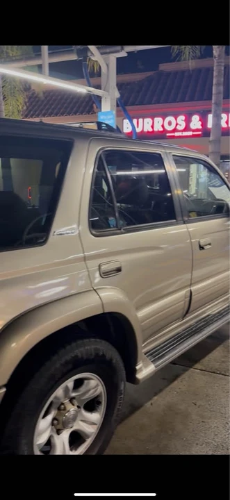 2001 Toyota 4Runner 3rd Gen - Image 9 of 19
