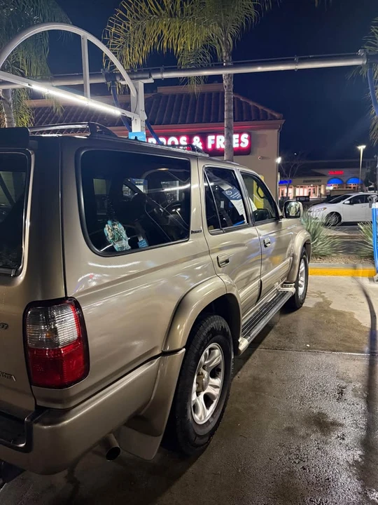2001 Toyota 4Runner 3rd Gen - Image 5 of 19