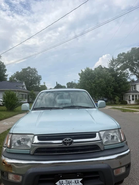 2001 Toyota 4Runner 3rd Gen - Image 2 of 7
