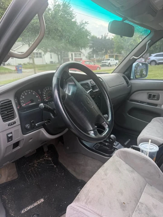2001 Toyota 4Runner 3rd Gen - Image 5 of 7