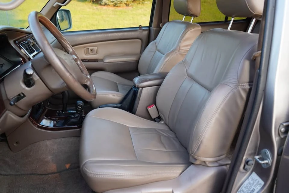 2001 Toyota 4Runner 3rd Gen - Image 9 of 12