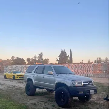 2001 Toyota 4Runner Limited Sport Utility 4D