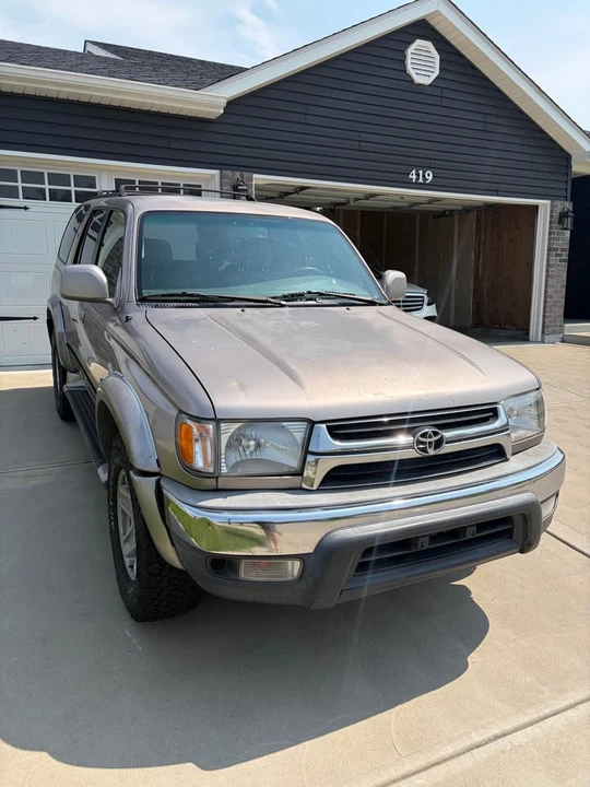 2001 Toyota 4Runner 3rd Gen - Image 2 of 7