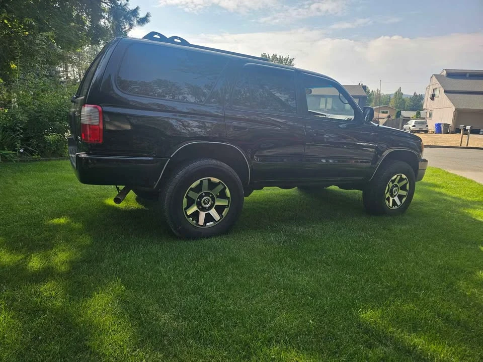 2001 Toyota 4Runner 3rd Gen - Image 4 of 15