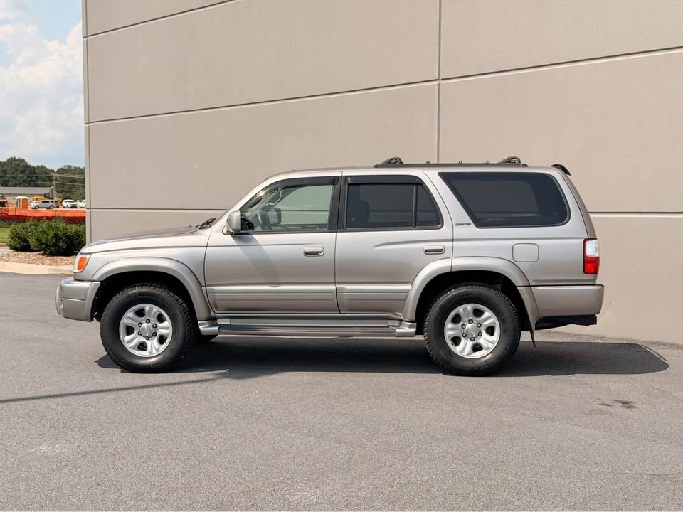 2001 Toyota 4Runner 3rd Gen - Image 7 of 17
