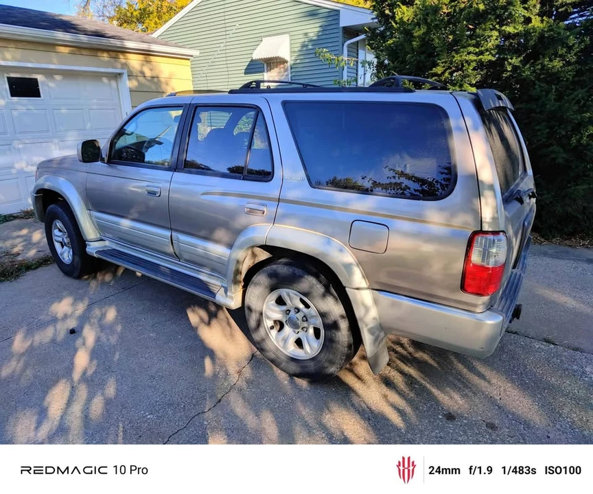 2001 Toyota 4Runner 3rd Gen - Image 10 of 16