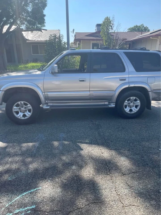 2001 Toyota 4Runner 3rd Gen - Image 2 of 19