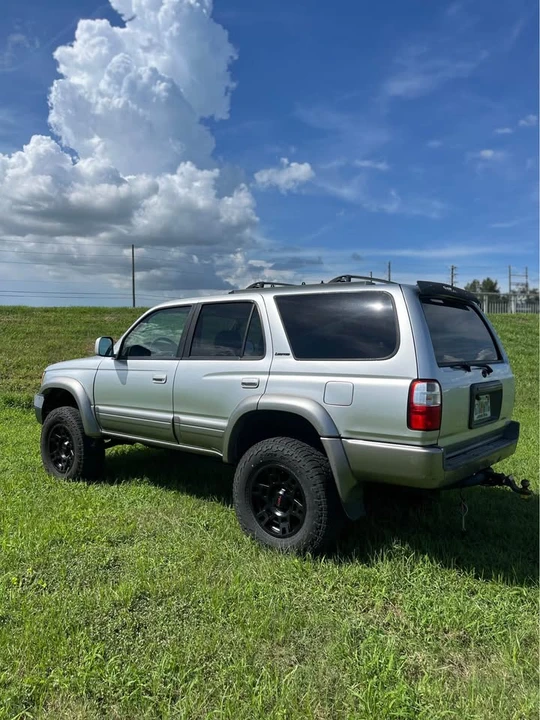 2001 Toyota 4Runner 3rd Gen - Image 4 of 11