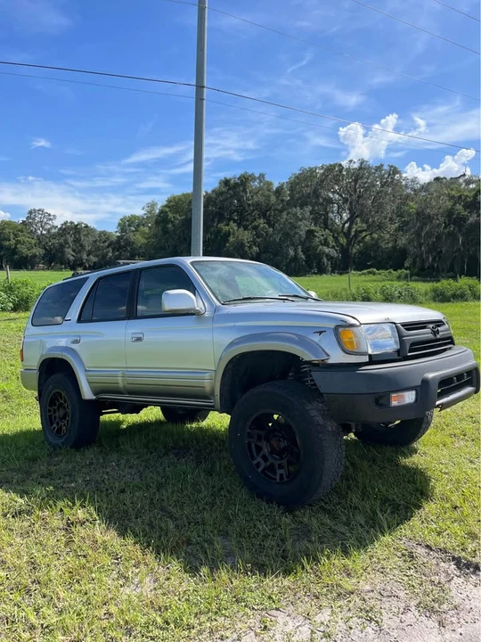 2001 Toyota 4Runner 3rd Gen - Image 5 of 11
