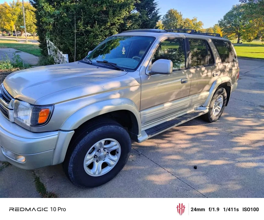 2001 Toyota 4Runner 3rd Gen - Image 11 of 16