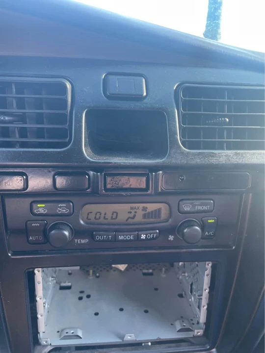 2001 Toyota 4Runner 3rd Gen - Image 17 of 19