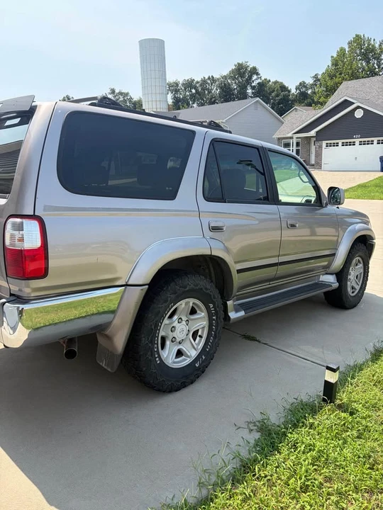 2001 Toyota 4Runner 3rd Gen - Image 4 of 7