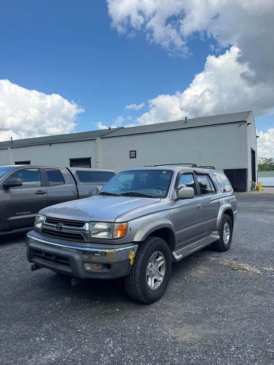 2001 Toyota 4Runner 3rd Gen - Image 3 of 17