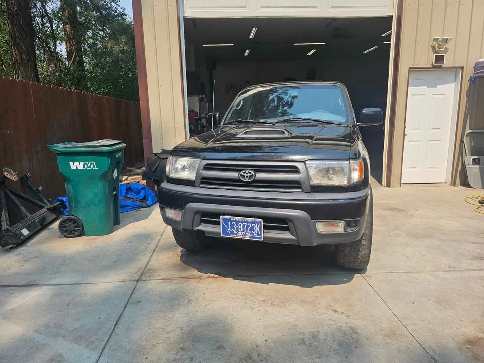 2001 Toyota 4Runner 3rd Gen - Image 9 of 15