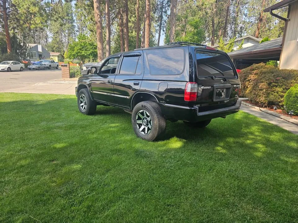 2001 Toyota 4Runner 3rd Gen - Image 3 of 15