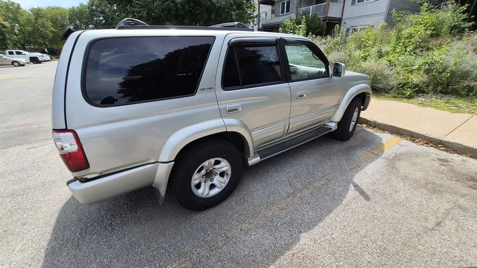 2001 Toyota 4Runner 3rd Gen - Image 5 of 9