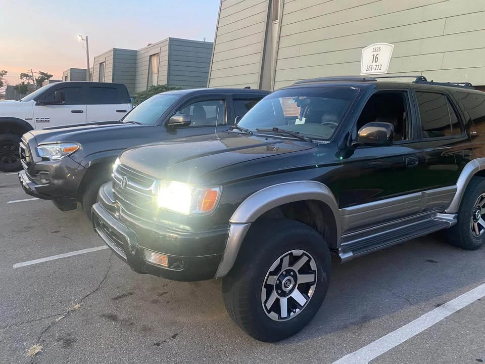 2001 Toyota 4Runner 3rd Gen - Image 7 of 10