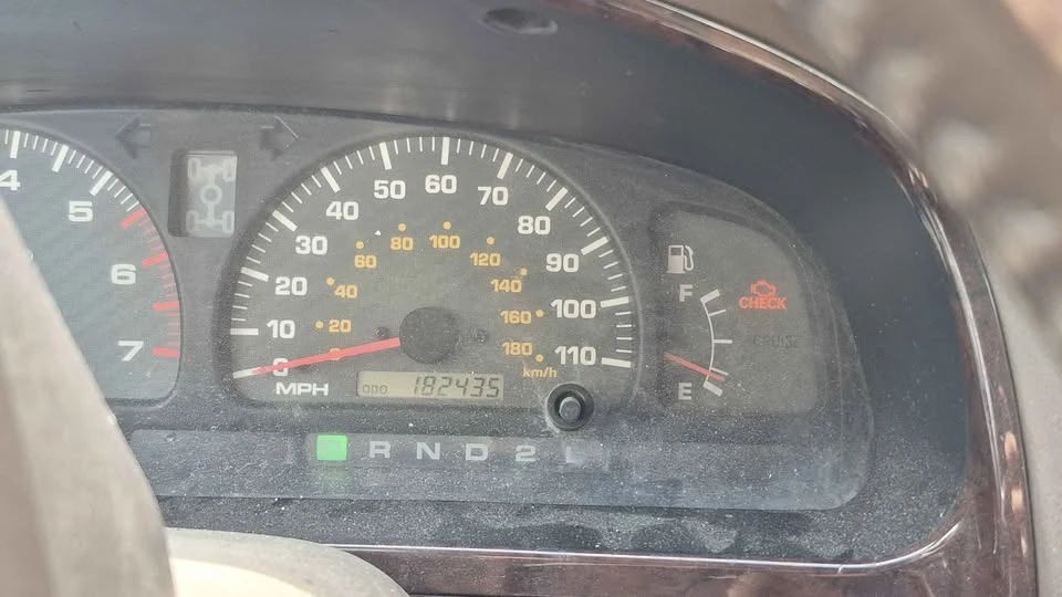 2001 Toyota 4Runner 3rd Gen - Image 9 of 9