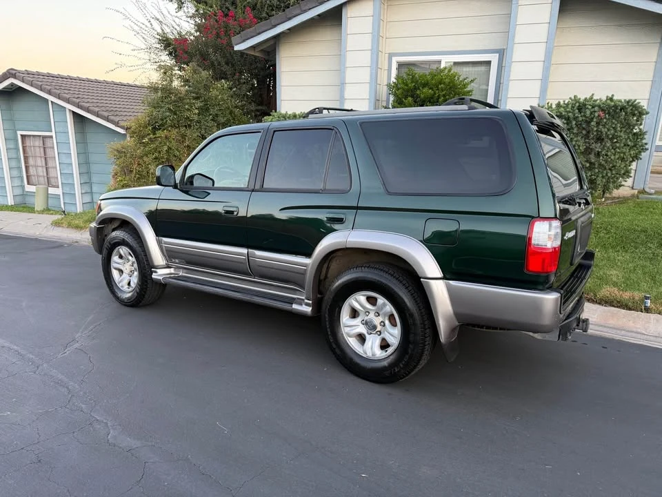 2001 Toyota 4Runner 3rd Gen - Image 3 of 9