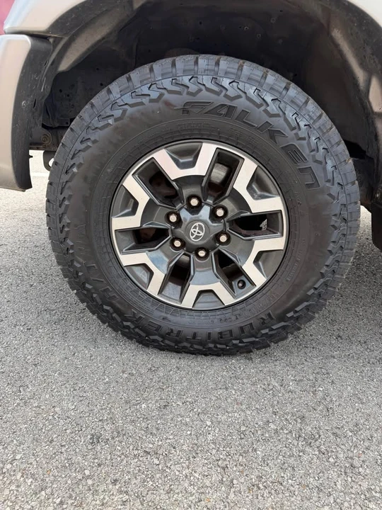2001 Toyota 4Runner 3rd Gen - Image 9 of 17
