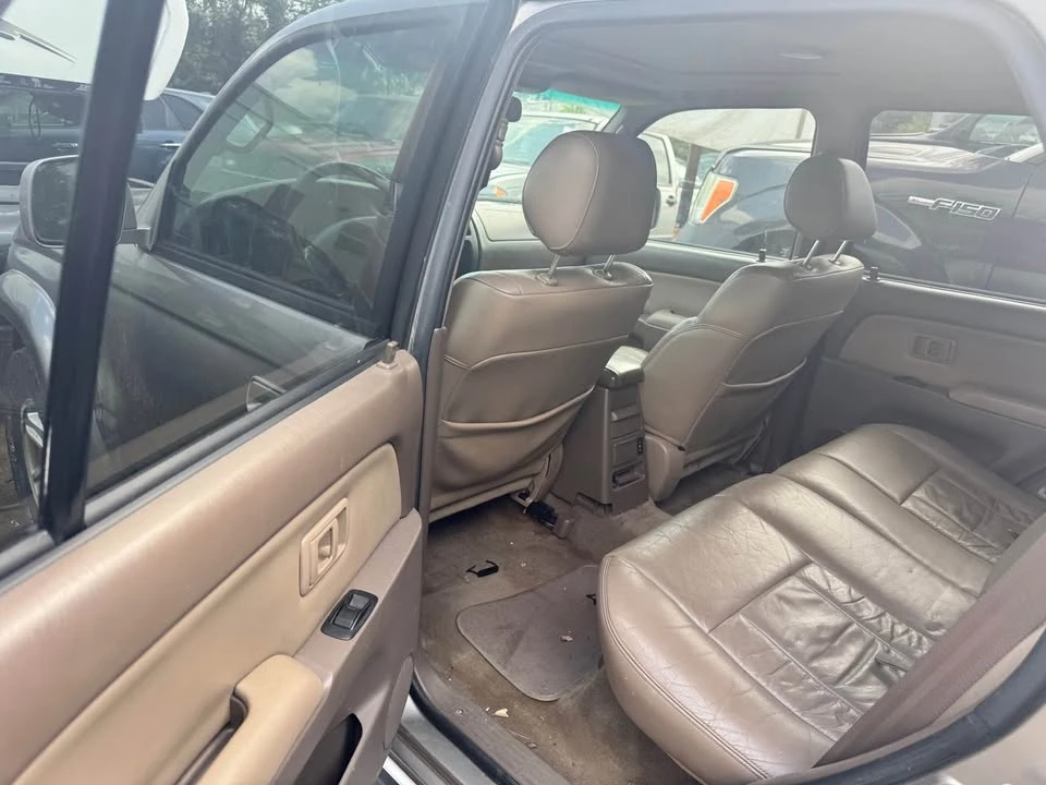 2001 Toyota 4Runner 3rd Gen - Image 5 of 13