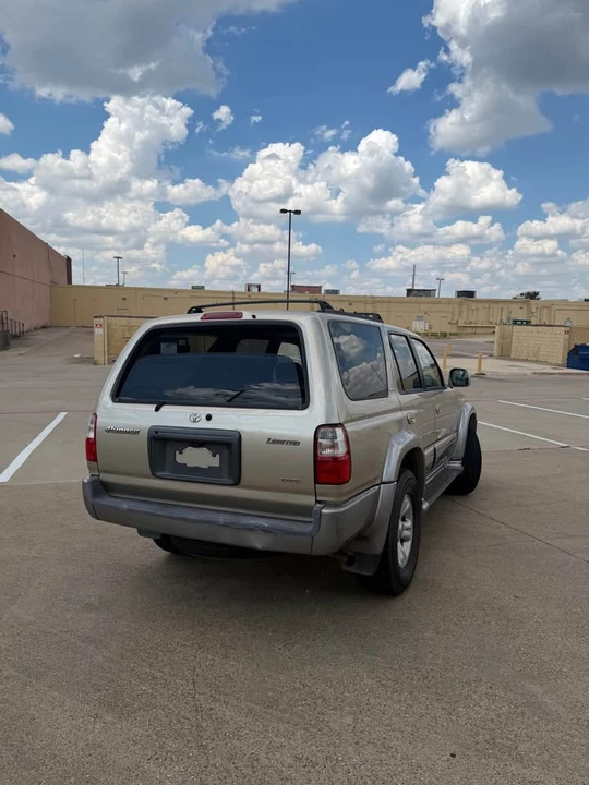2001 Toyota 4Runner 3rd Gen - Image 2 of 10