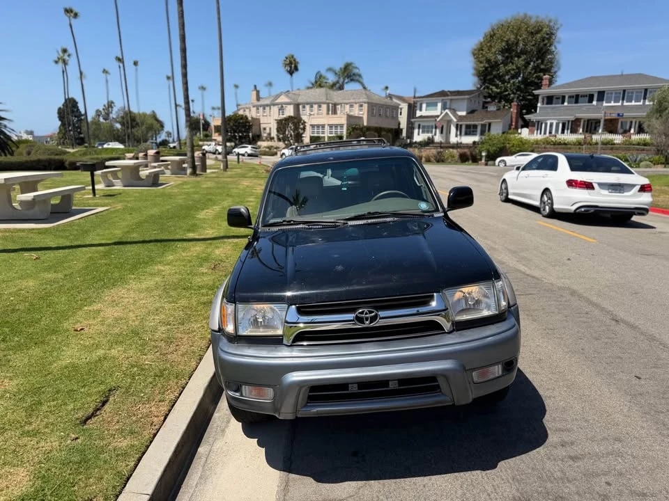 2001 Toyota 4Runner 3rd Gen - Image 2 of 17