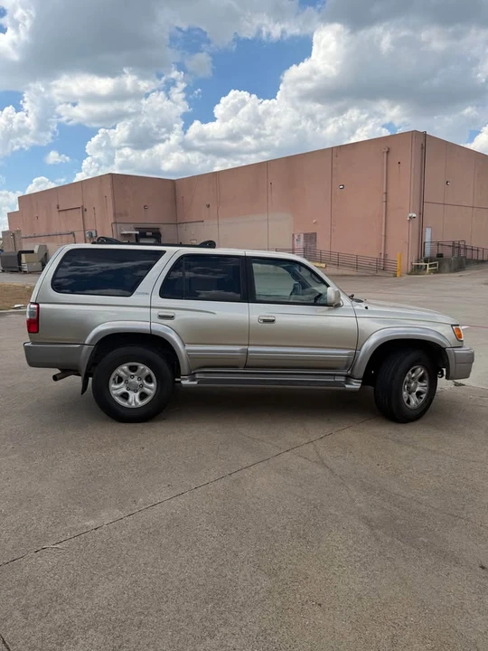 2001 Toyota 4Runner 3rd Gen - Image 5 of 10