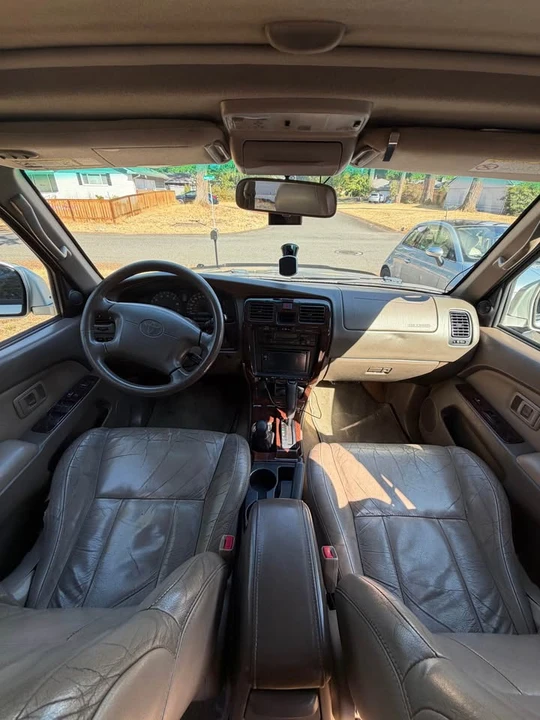 2001 Toyota 4Runner 3rd Gen - Image 7 of 12