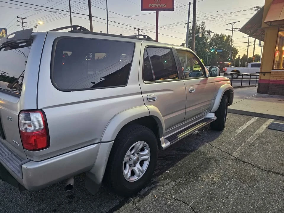 2001 Toyota 4Runner 3rd Gen - Image 2 of 8