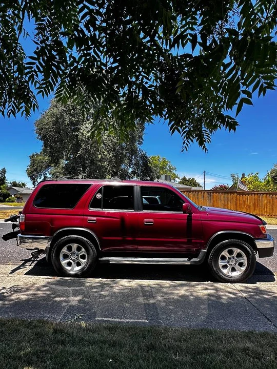 2001 Toyota 4Runner 3rd Gen - Image 2 of 17