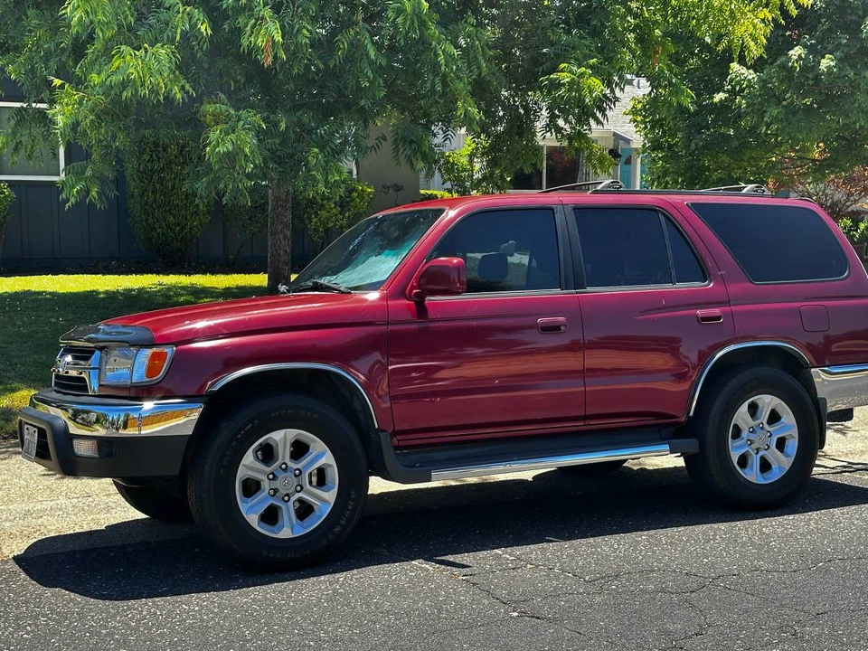 2001 Toyota 4Runner 3rd Gen - Image 9 of 17