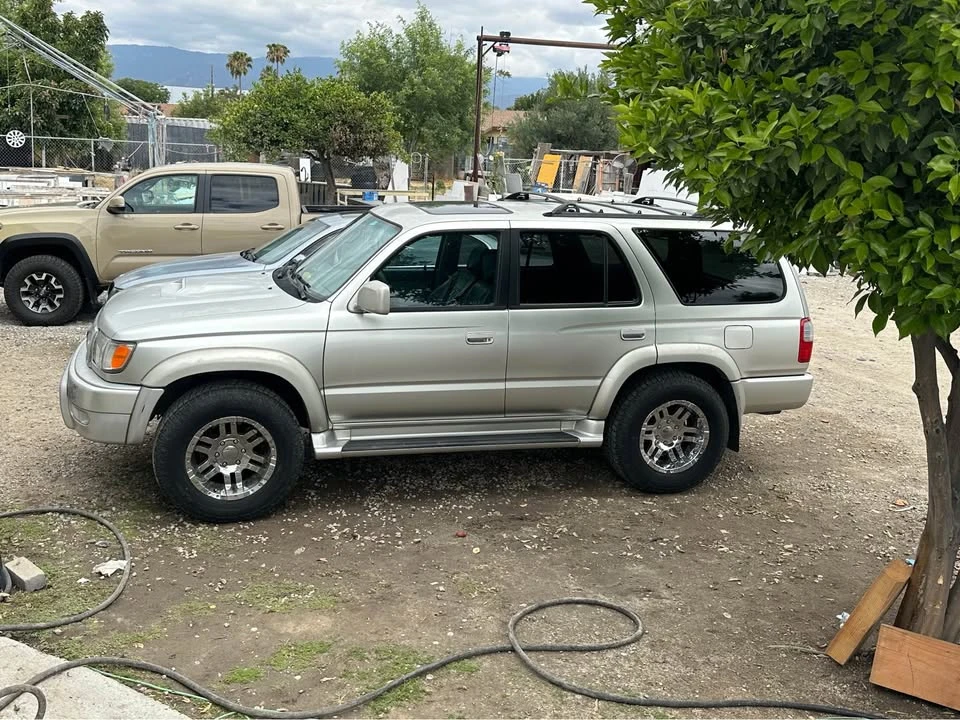 2001 Toyota 4Runner 3rd Gen - Image 4 of 4