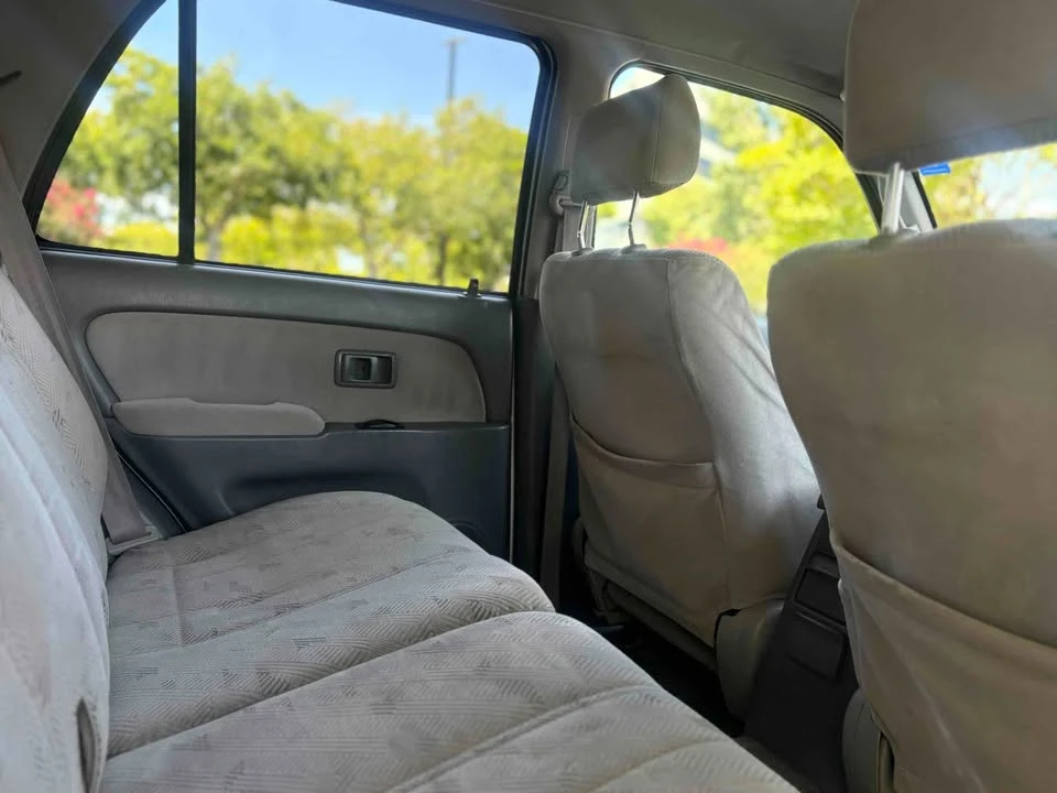 2001 Toyota 4Runner 3rd Gen - Image 10 of 17