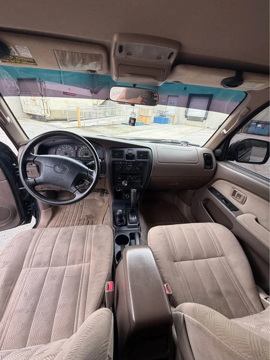 2001 Toyota 4Runner 3rd Gen - Image 8 of 9