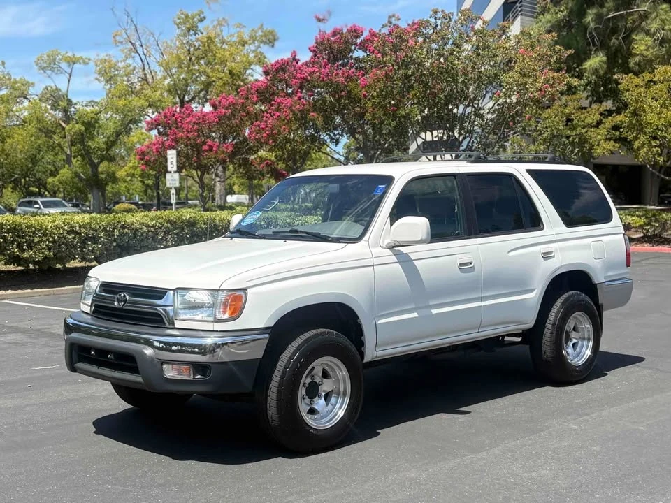 2001 Toyota 4Runner 3rd Gen - Image 2 of 17