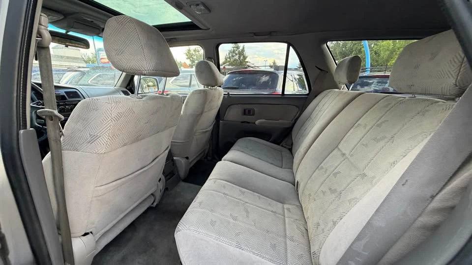 2001 Toyota 4Runner 3rd Gen - Image 9 of 15