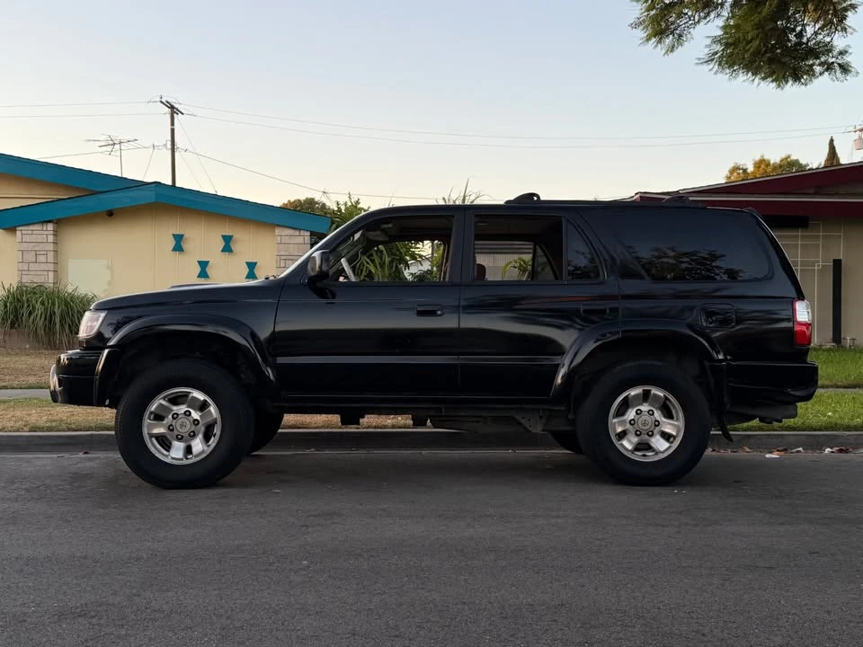 2001 Toyota 4Runner 3rd Gen - Image 4 of 11