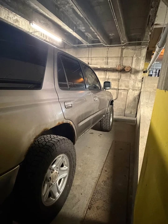 2001 Toyota 4Runner 3rd Gen - Image 5 of 9