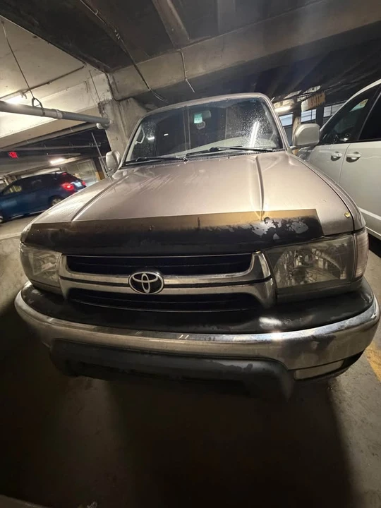 2001 Toyota 4Runner 3rd Gen - Image 2 of 9