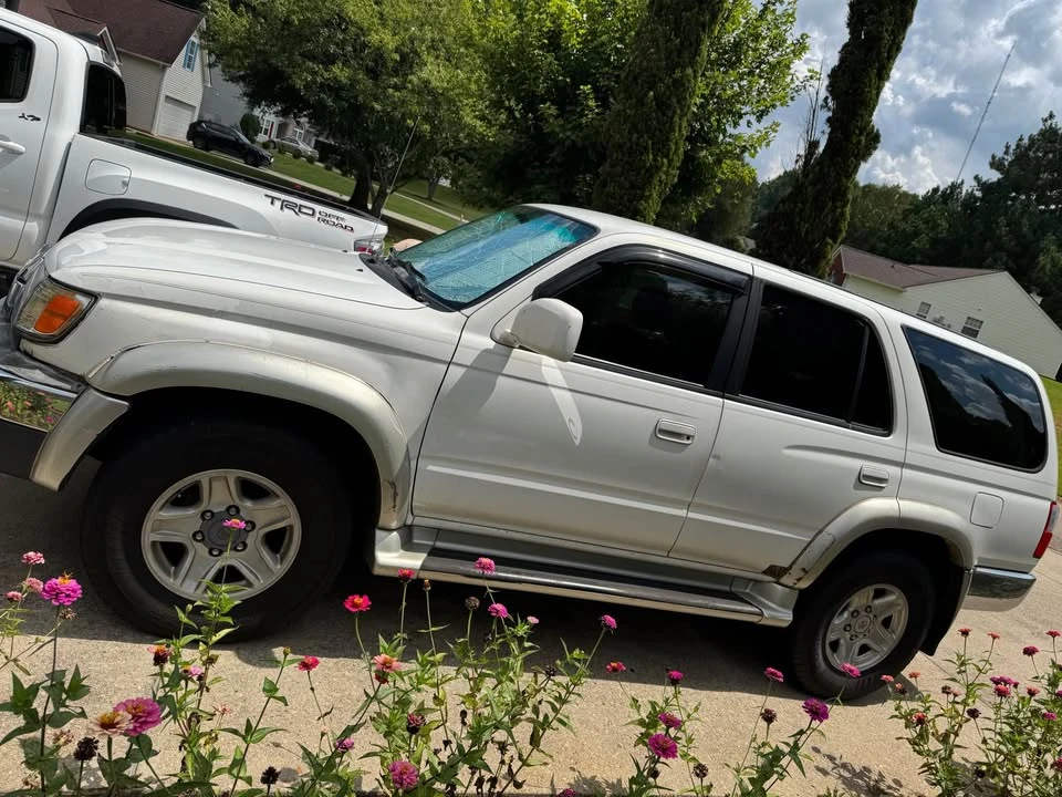 2001 Toyota 4Runner 3rd Gen - Image 2 of 3