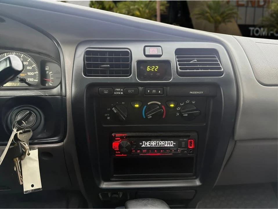 2001 Toyota 4Runner 3rd Gen - Image 16 of 20