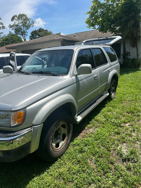 2001 Toyota 4Runner 3rd Gen - Image 2 of 5