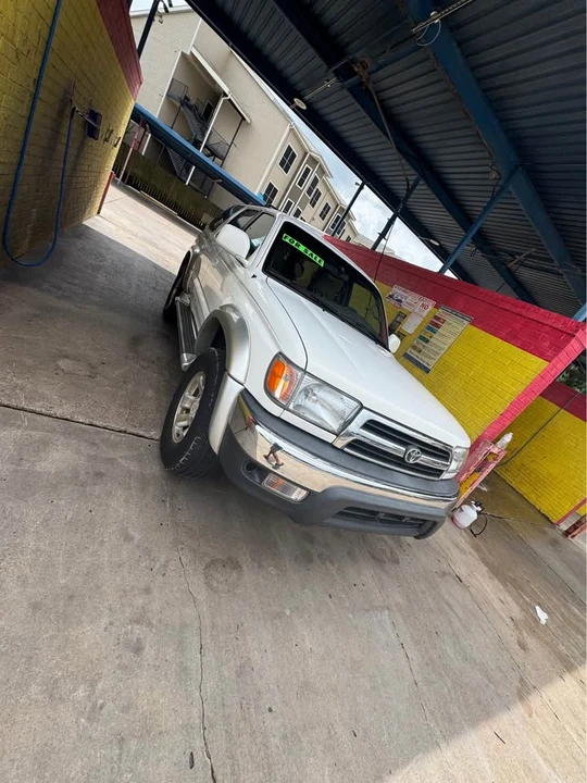 2001 Toyota 4Runner 3rd Gen - Image 4 of 15