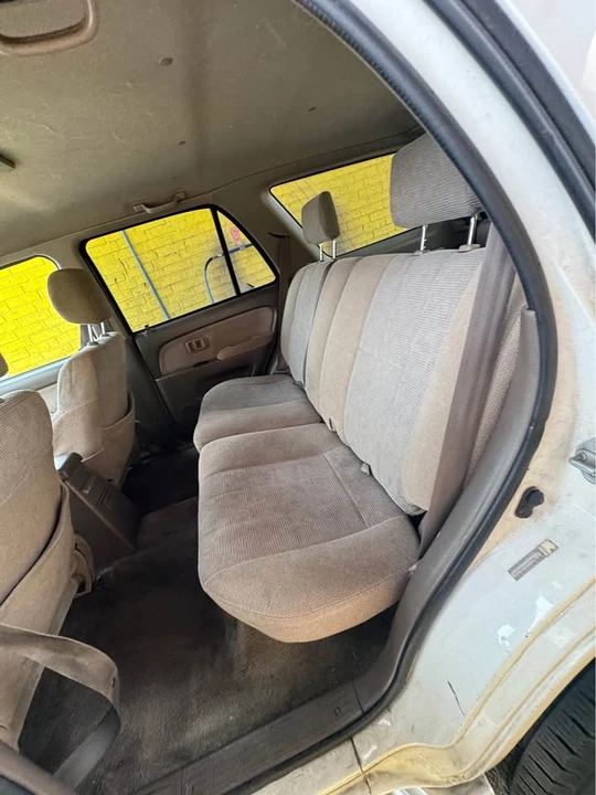2001 Toyota 4Runner 3rd Gen - Image 10 of 15