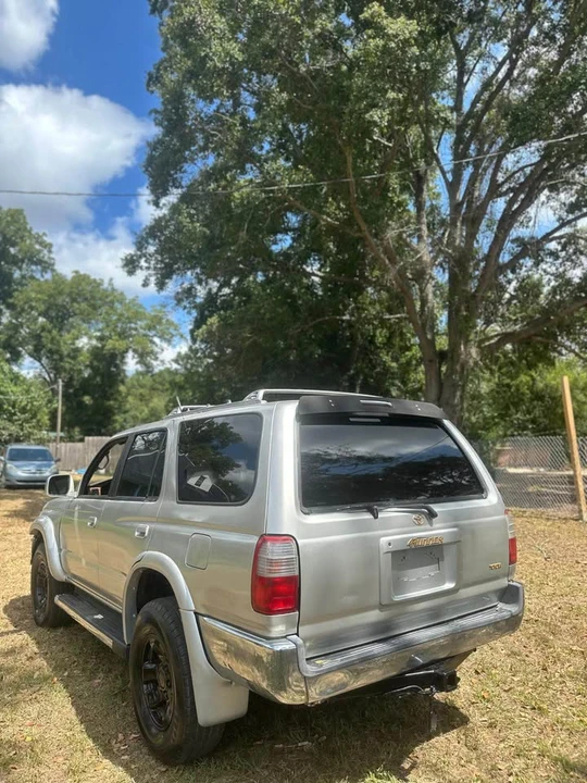 2001 Toyota 4Runner 3rd Gen - Image 11 of 20