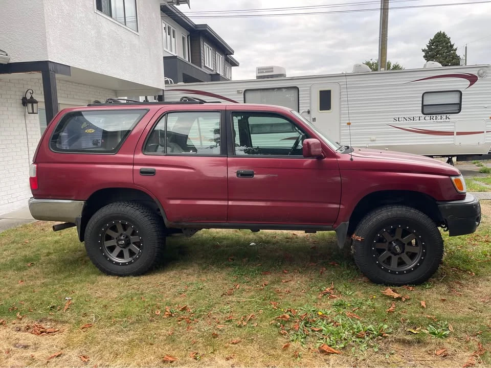 2001 Toyota 4Runner 3rd Gen - Image 3 of 11