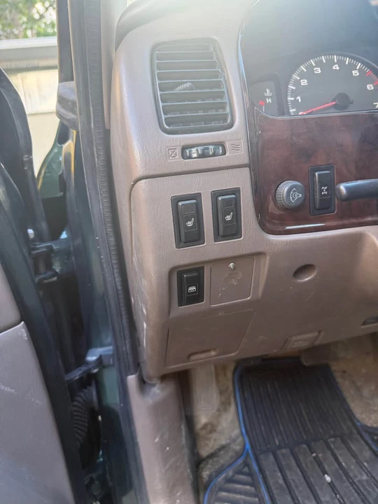 2001 Toyota 4Runner 3rd Gen - Image 11 of 15