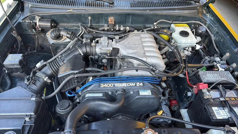 2001 Toyota 4Runner 3rd Gen - Image 10 of 15