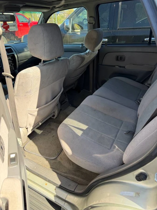 2001 Toyota 4Runner 3rd Gen - Image 11 of 17